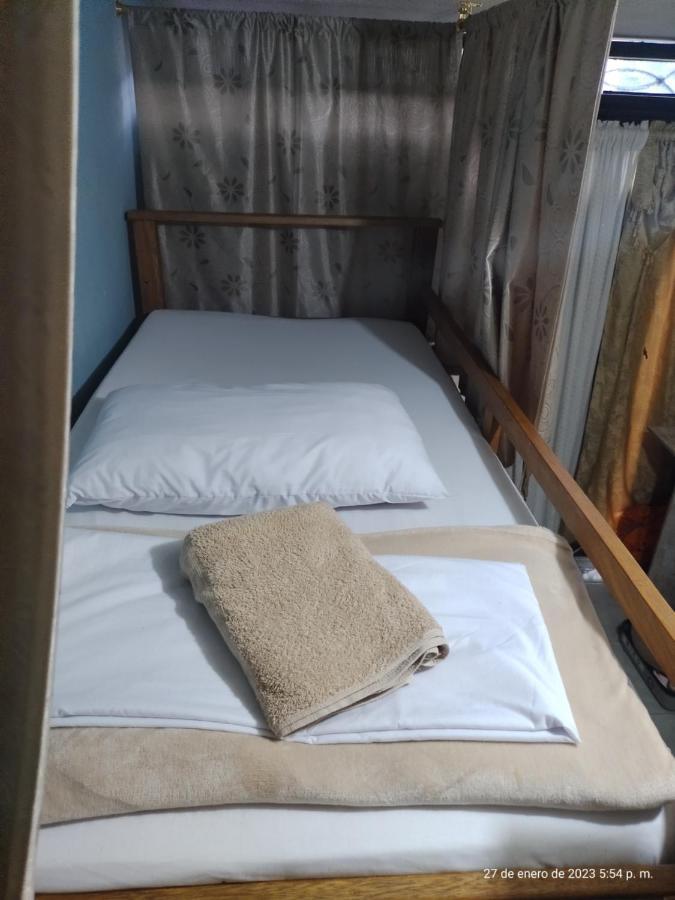 מדיין Pa Pasiar Hostal מראה חיצוני תמונה